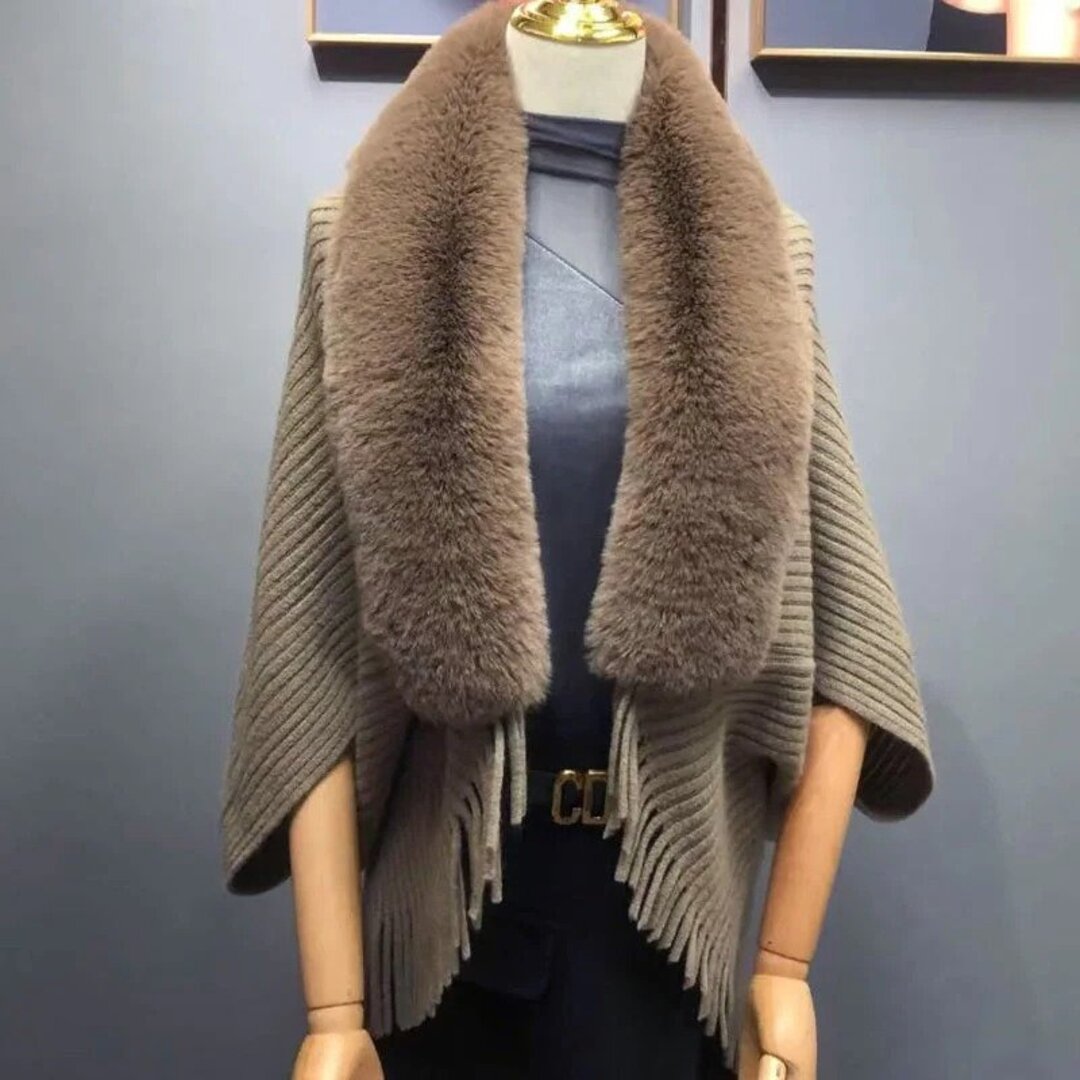 LuxeWarm™ | Elegant knitted scarf for women